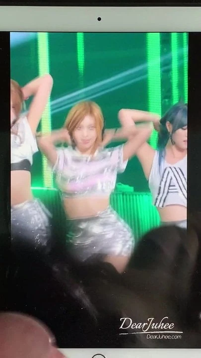 Hello Venus Alice Cum 03