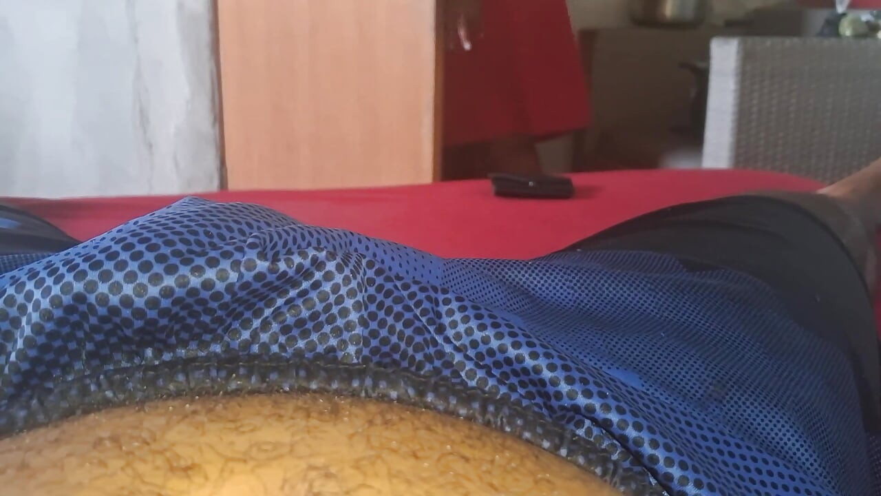 Aku tidak bisa percaya! Ibu tiriku yang hot pantat montok dan toket besar kontolku