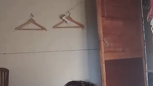 Olgun kadın şişiyor