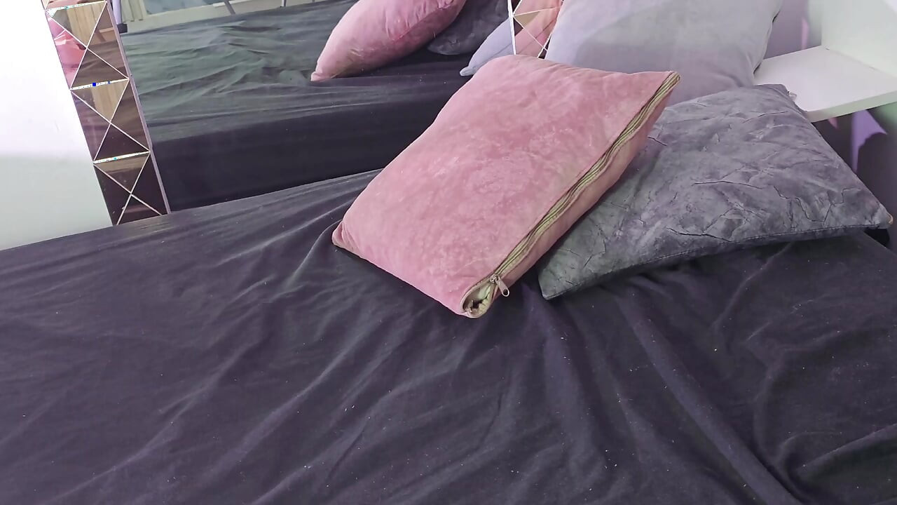 นิ้วในตูดใหญ่ของกู