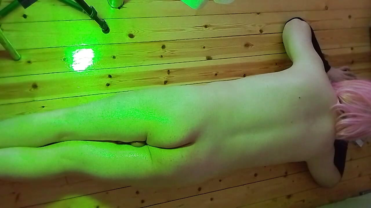 Femboy Enjoys Self-Oil Massage on His Big Butt