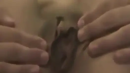Tante seksi selingkuh sama pria lain atas ijin suami. Aku dan teman-temanku suka banget dientot habis-habisan sama besar