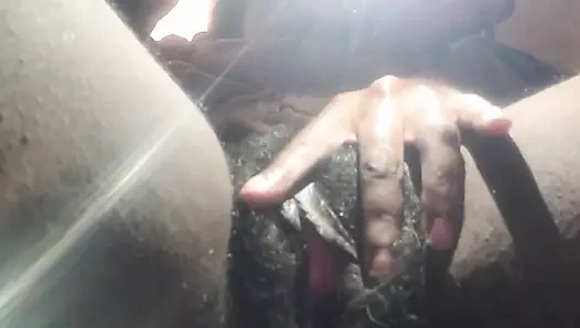 Kadın mastürbasyon orgazmı