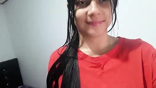 Yuli masturbiert, ficken in der Öffentlichkeit, ich mag 24 Stunden am tag ficken
