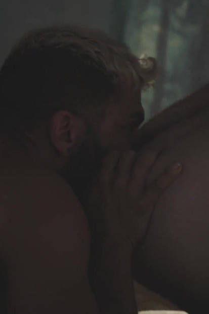 Attachée à être nourrie