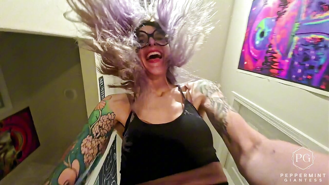 6'7 Stepmommy Owns Her Pathetic Short Loser - Giantess POV Humiliation Lift and Carry