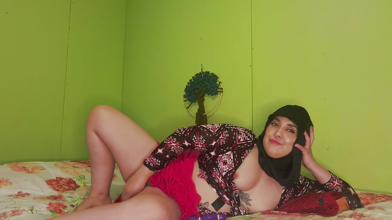 Joy - in my room waking  up wanting to fuck but i started