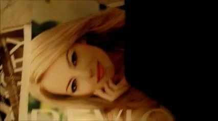 I LOVE FASHION MAG MASTURBATION