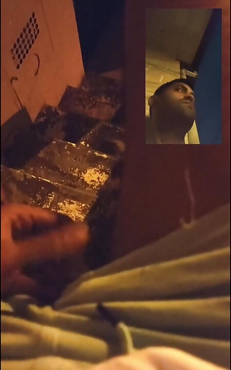 在户外撸管, 我已经很久没做过了, 我很紧张