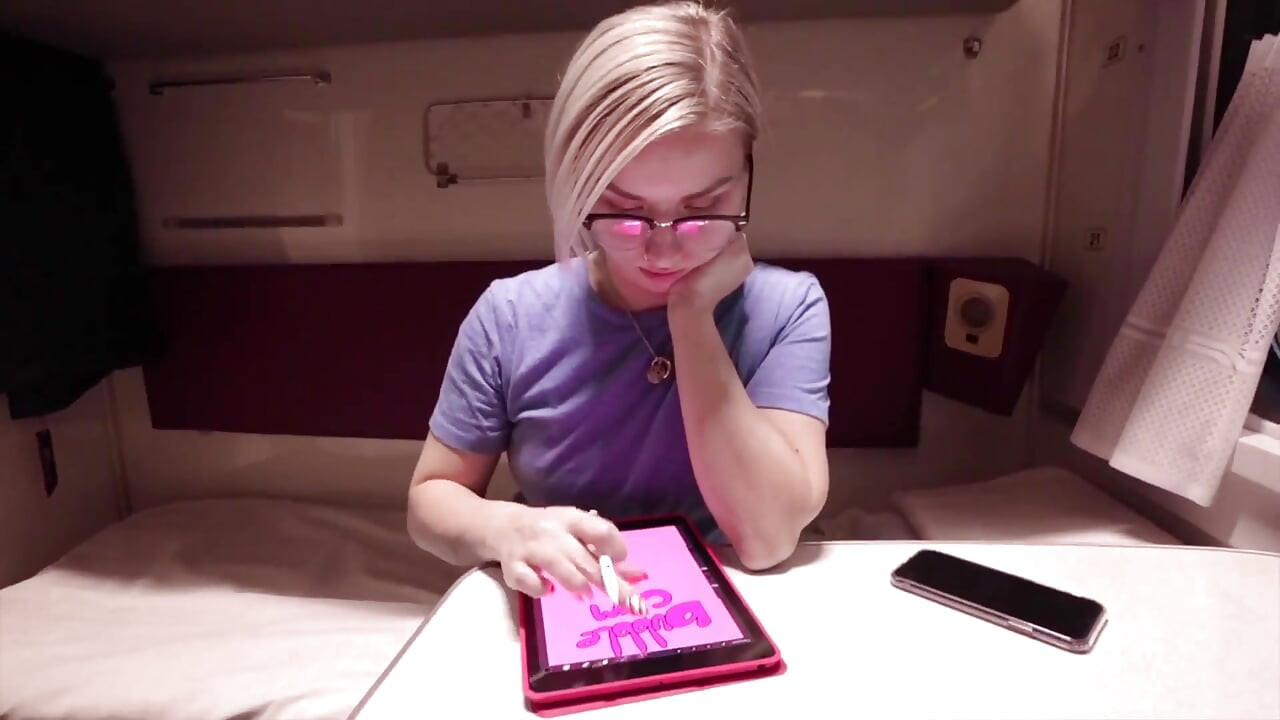 Met a Hot Bitch on the Train and Fucked Her Hard with a Big Cock