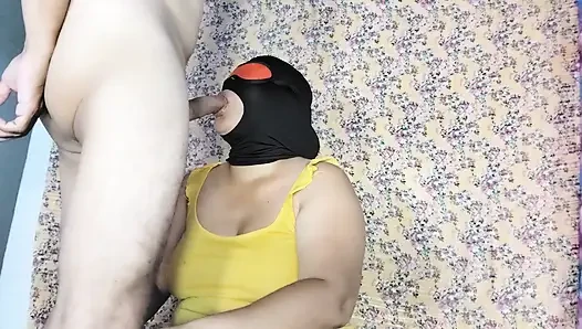 Schöner blowjob, sie lutscht meine eier
