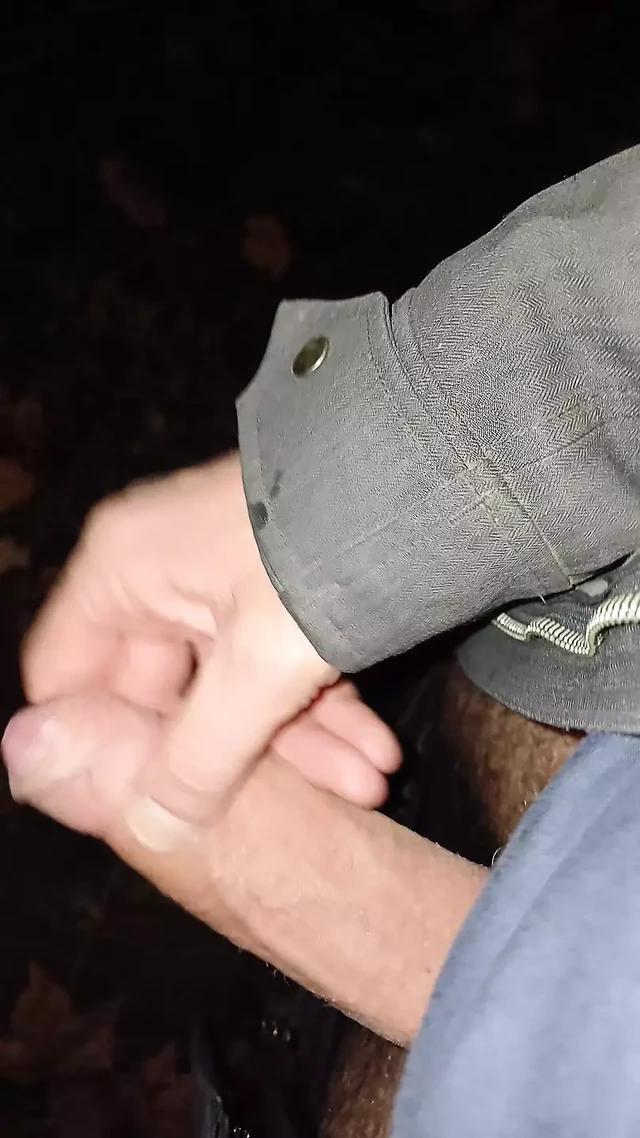 Jerk off in Crusing Area