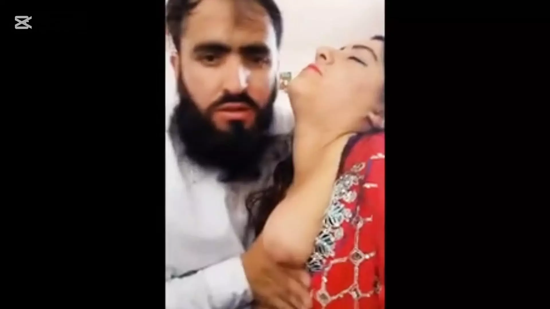Apni pathani Sali ko chodha ghr me