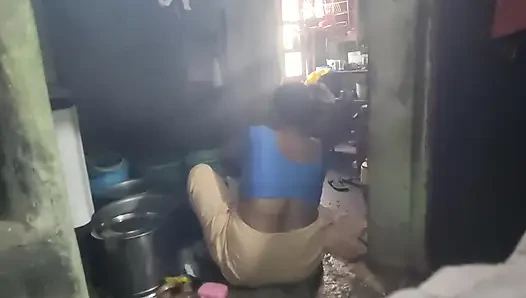 Hot women in bathroom show his body
