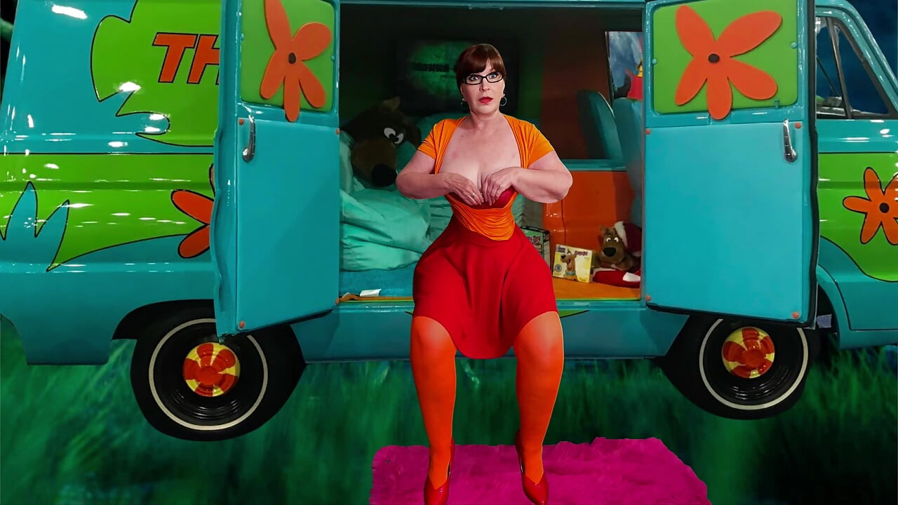 Granny Velma Dinkley's Quick Cocksucking Compilation 62021COMP