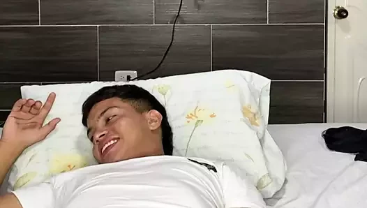 Samanthaa của tôi cho tôi một lần đụ ngon lành cho đến khi cô ấy rời khỏi tôi mà không có sữa