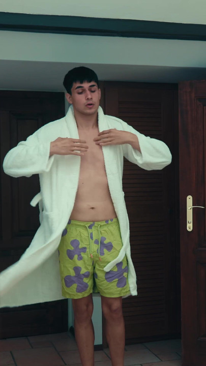 A szex a medencében a legjobb módja annak, hogy lehűljön