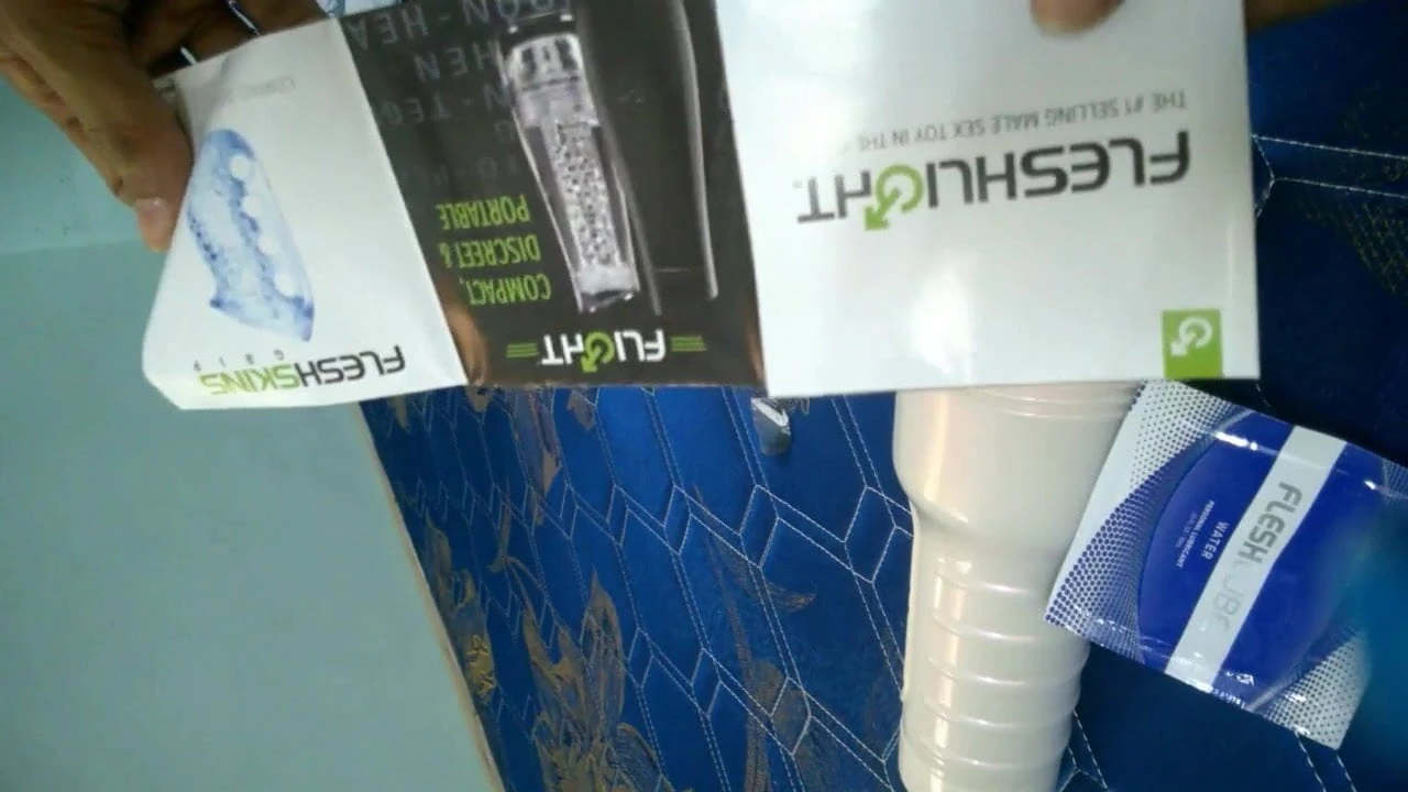 Fleshlight nicole aniston fitt maszturbátor kicsomagolás