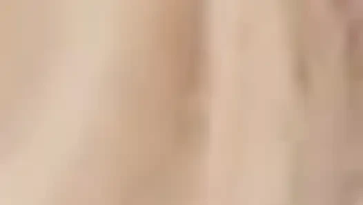 Pengalaman seks anal pertama si cewek perawan dengan sperma hangat!