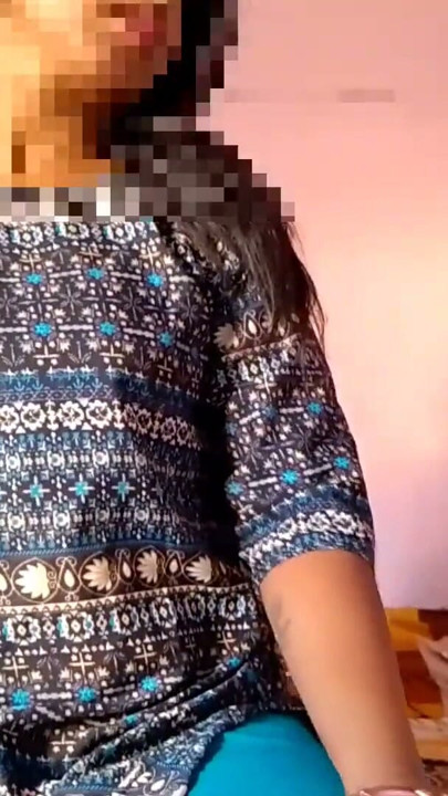 Bhabhi Ko Padke PeLa Din Me Bohat Maja Aya | Klipp 1