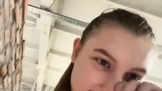 Masturbating in the gym with jucielussie