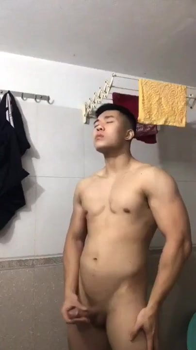 Chinese Young Hunk Wanks His Soft Cut Cock for Cam 50 xHamster 
