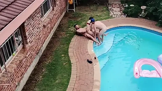 Drone'mla uçarken komşularımı sikişirken yakaladım