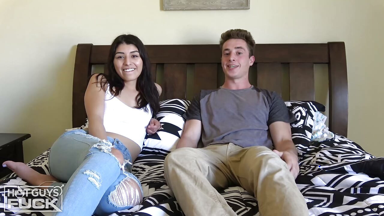 Nerdy College Frat Guy with Huge Dick Can Fuck