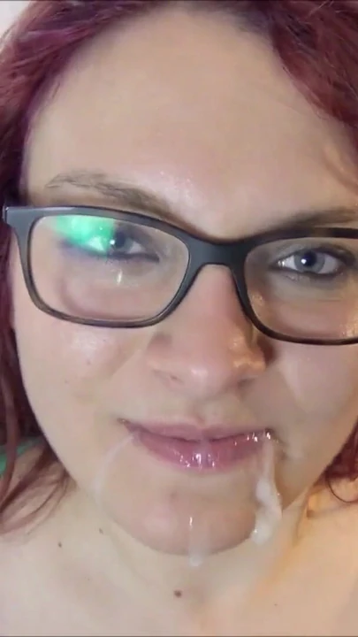 Emocionalni trenutak iz "Nemački Jolee Love Fuck sa ogromnim crnim pre njenog prijatelja"