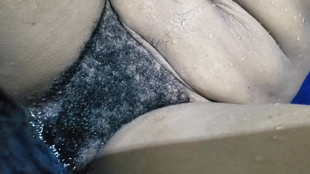 Pouring Rain Homemade Sex, Hot Wife Big Pussy & Hairy Pussy Close up Carrying