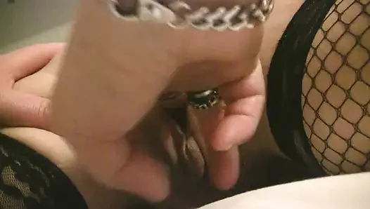 File çoraplı kilot amcık ve anal ibadet ile yakın çekim ağıza boşalma, yutma.