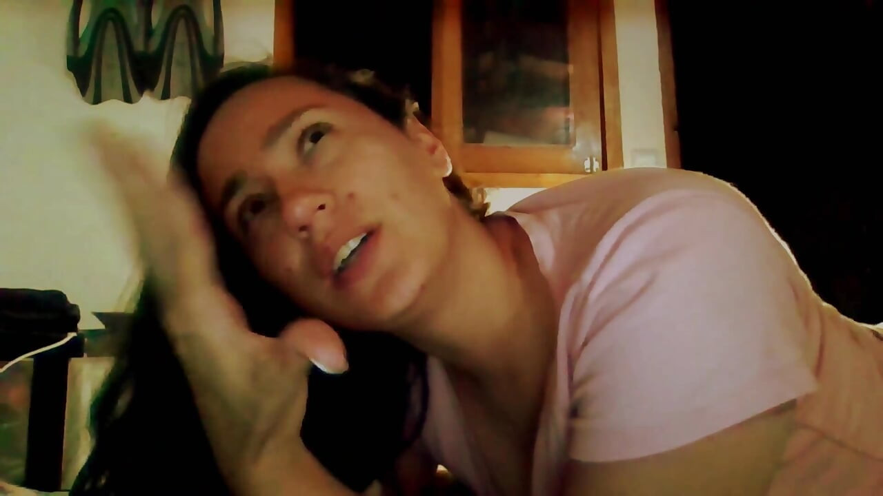 Colombian Wants a Horny Date with You Tonight