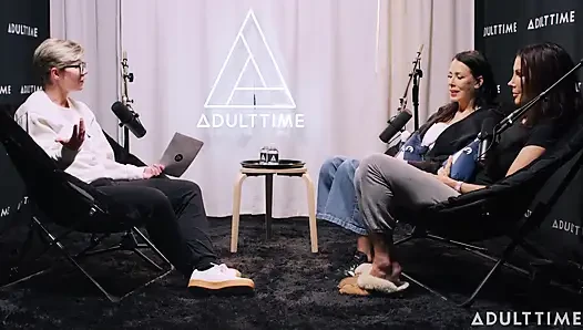 Shay Sights ve Reagan Foxx: ikizler, orta yaşlı seksi kadın patlaması ve beni de içeri al | Adult Time Podcast