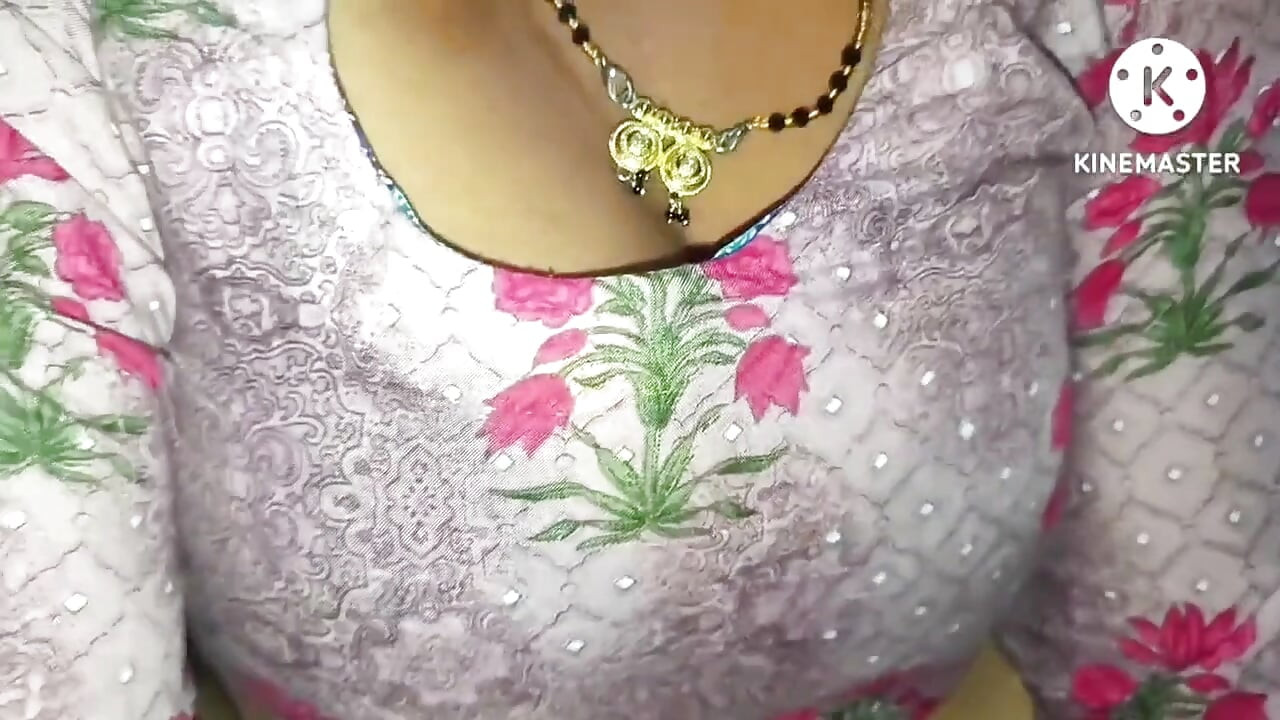 The Newly Married Stepsister-slee Ping, the Stepbrother-in-law Came Secretly and Fucked Her, the Stepsister-in-law Also Got Her