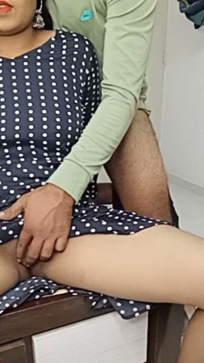 Komal kehti roj roj devar ji se chud me to sarma aane lagi | Clip 1