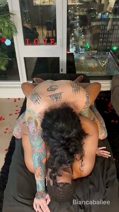 Emmanuel Lustin Gives Bianca Bailee a Sexy Sensual Massage