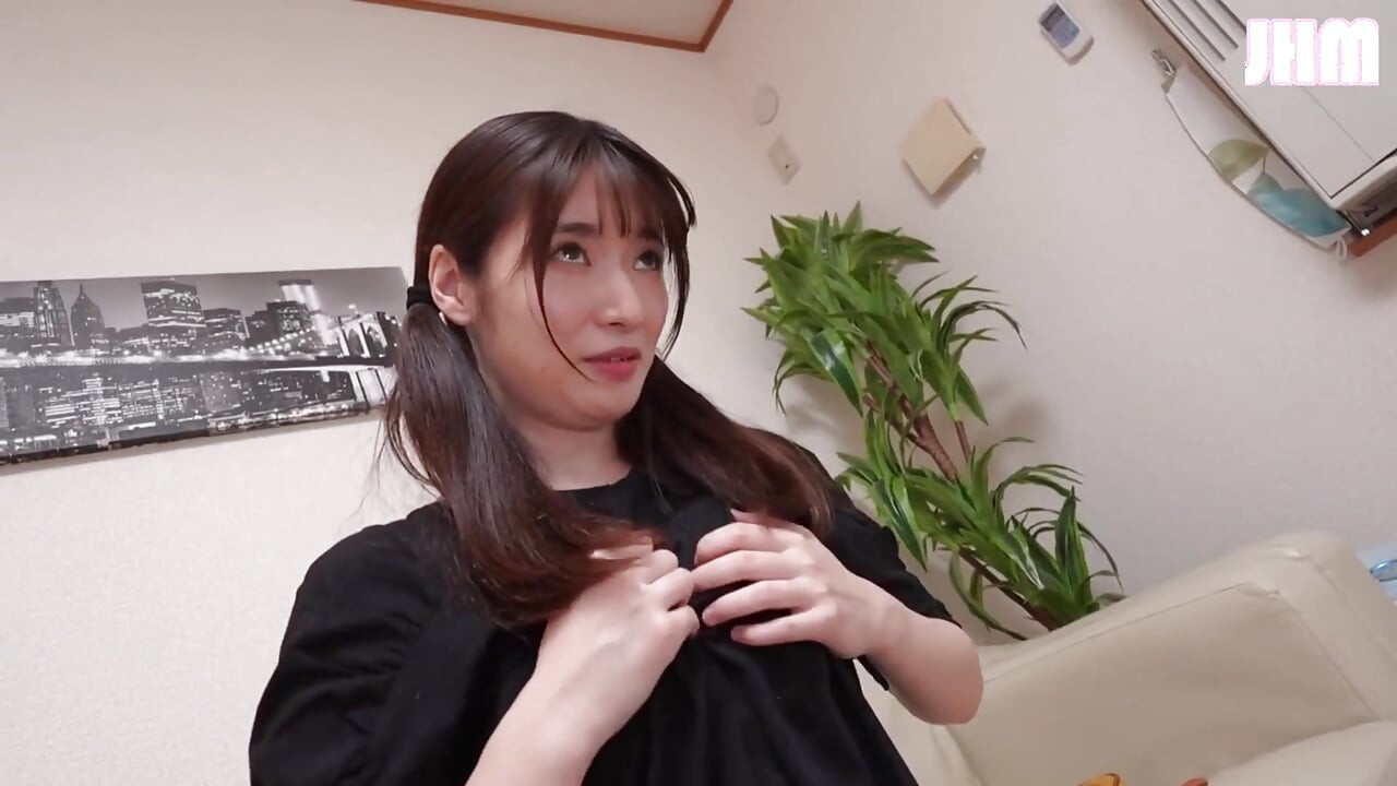 그녀는 나에게 와서 달라고 부탁했다... - 챕터 1