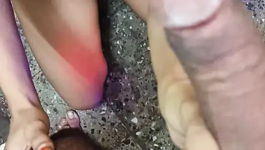 Hintli kız oral seks yapıyor