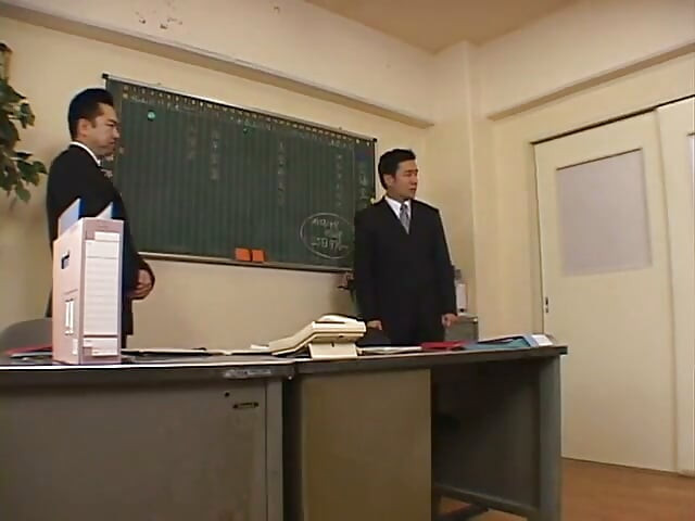 Maki Hojo - Beleza Elegante com um Olhar Gentil e um Lado Secreto Parte 1