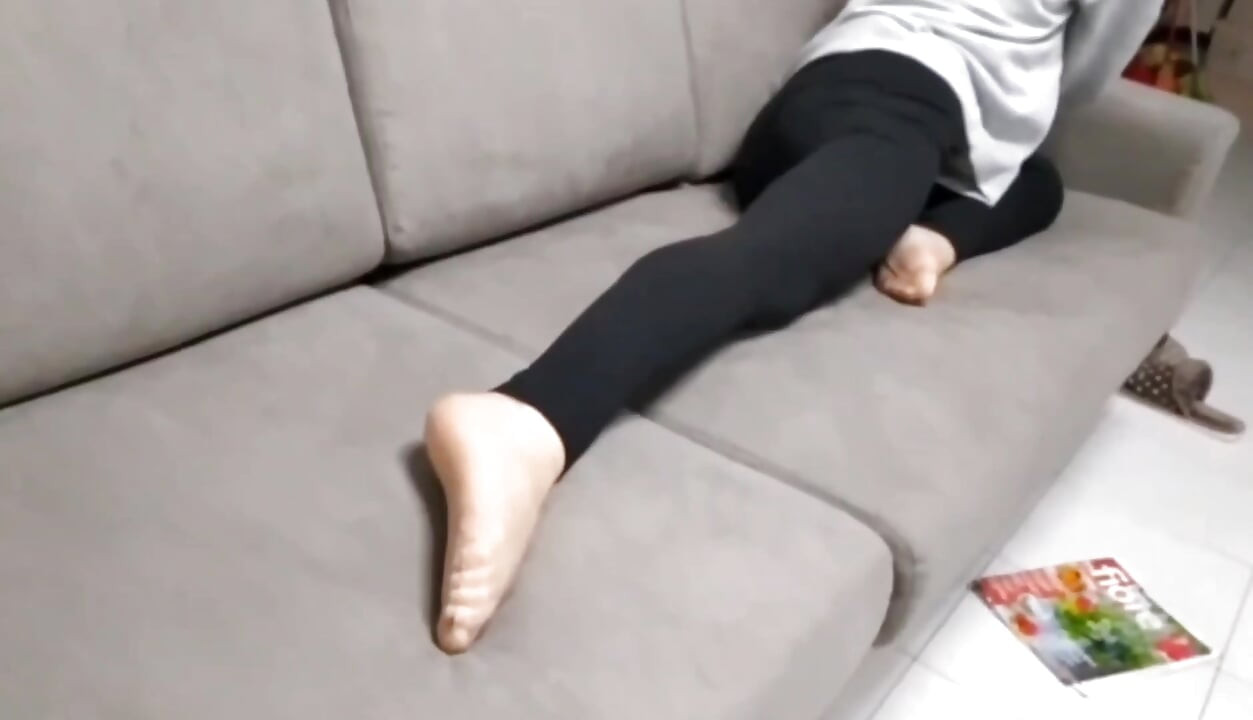 Relax in Pantyhose