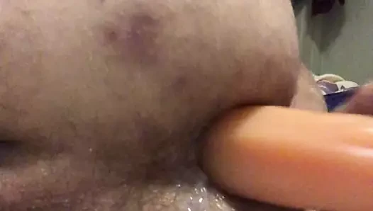Oğlan kendi kıçını çalıştırıyor