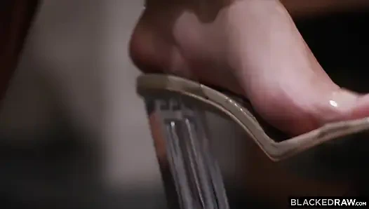 Blackedraw büyük zenci takıntılı ateşli evli kadın Elsa Jean doyumsuz