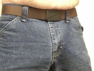 Spogliarello di jeans maschile molto amatoriale