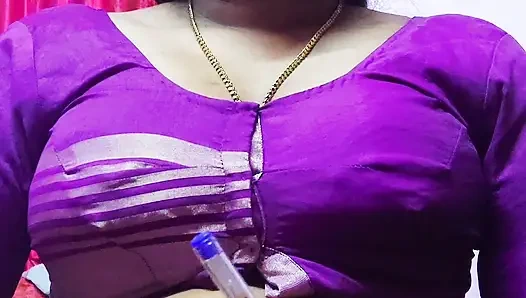 Beautiful Bhabhi alone in home private sex