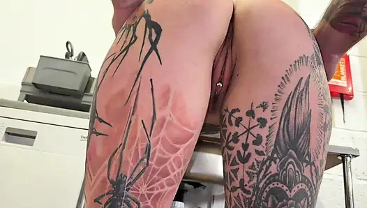 Andy Lee ile mutfakta sert sikiş