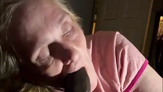 Головка: отсасывает душу из большого черного члена