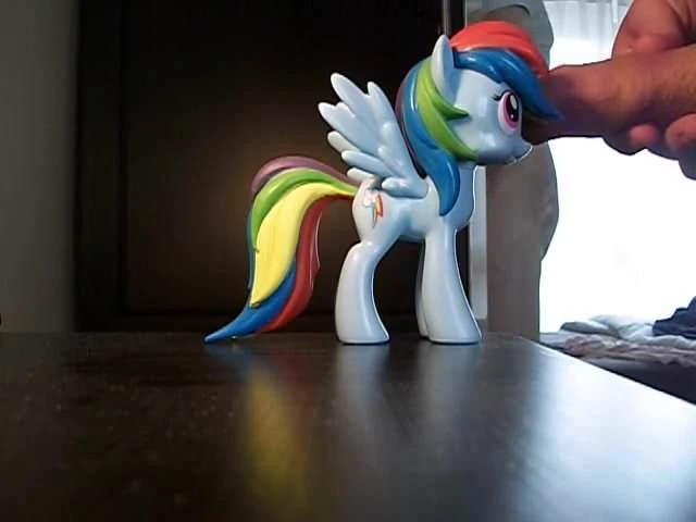 Touching Rainbow Dash