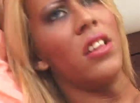 PaulaBruna-More than a Woman