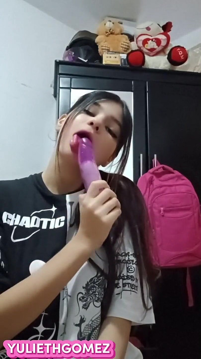 I Found My Busty Neighbor.uno and I Invited Her to Fuck