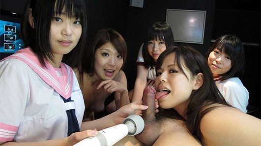 Yuri Sakura and her hostesses friends bangs with lucky guy